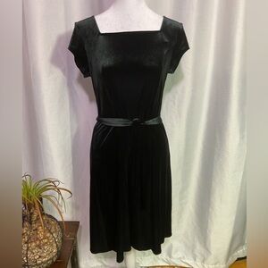 Formal Fashions Inc Vintage Dress